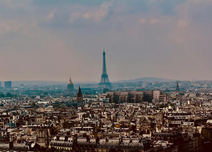 La Serenite Parisienne